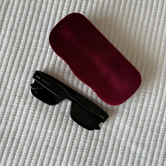 Gucci Black Sunglasses with Red Case - Picture 7 of 9